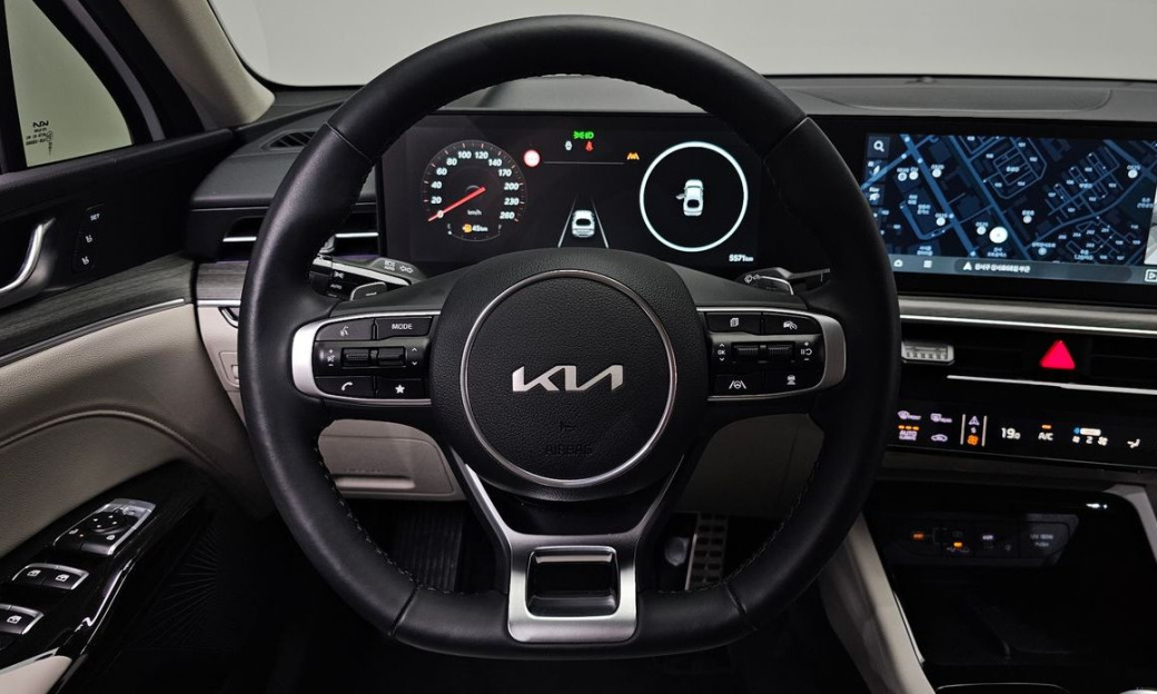 Kia K5 1.6 Turbo, 2026