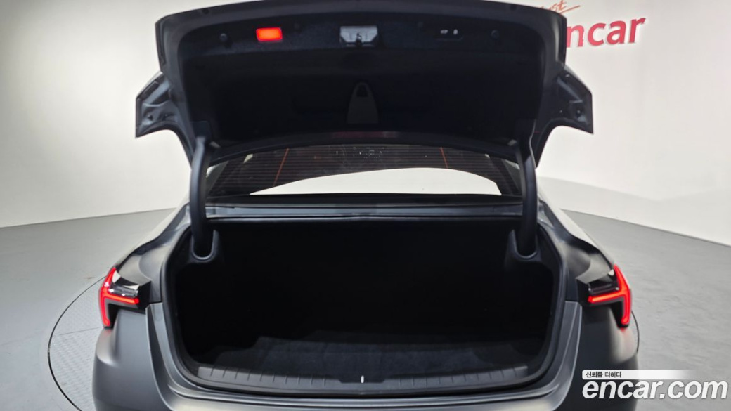 Kia K8 2.5 Gasoline 2WD, 2025