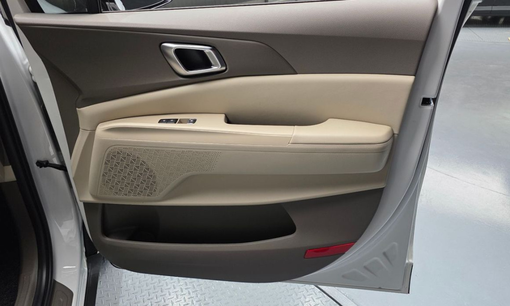 Kia Carnival 9-Seater Noblesse, 2025