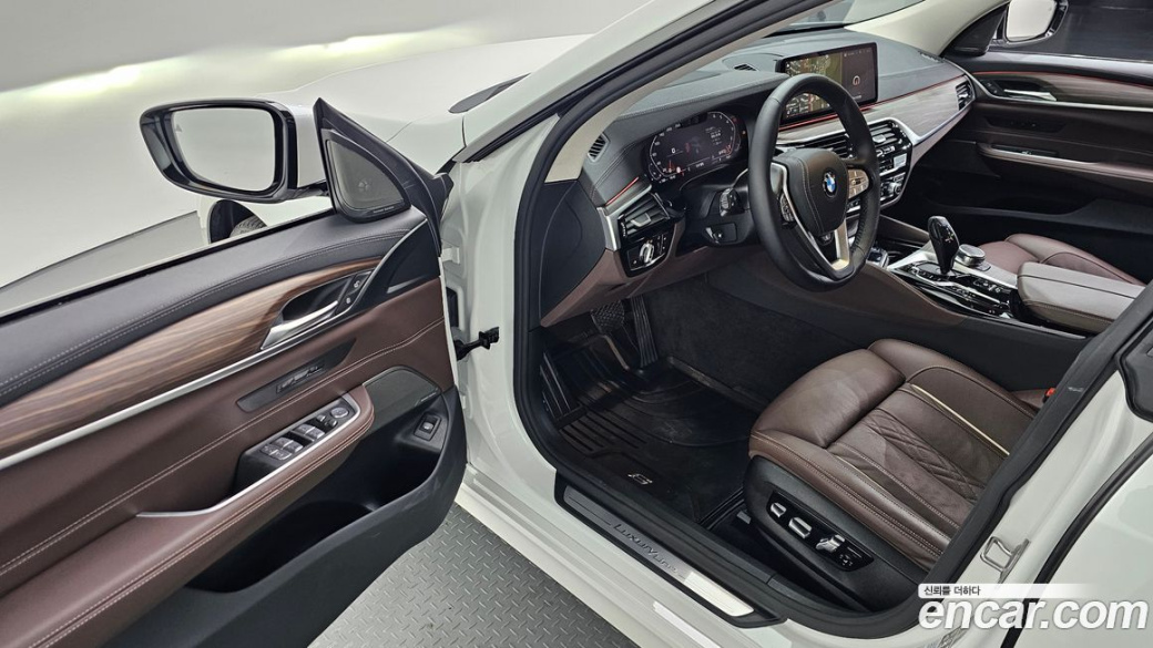 BMW Gran Turismo 630i xDrive Luxury, 2023
