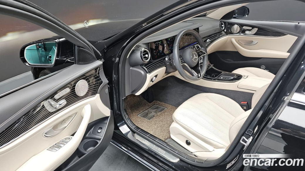 Mercedes-Benz E-Class E450 4MATIC Exclusive, 2023