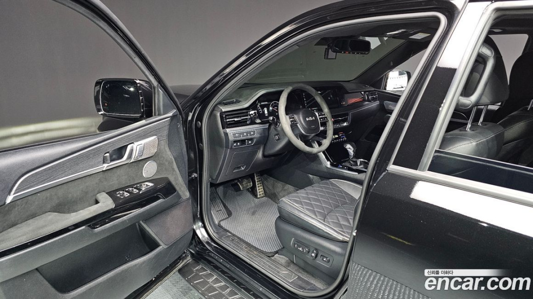 Kia Mohave Diesel 3.0 4WD 6-Seater, 2022