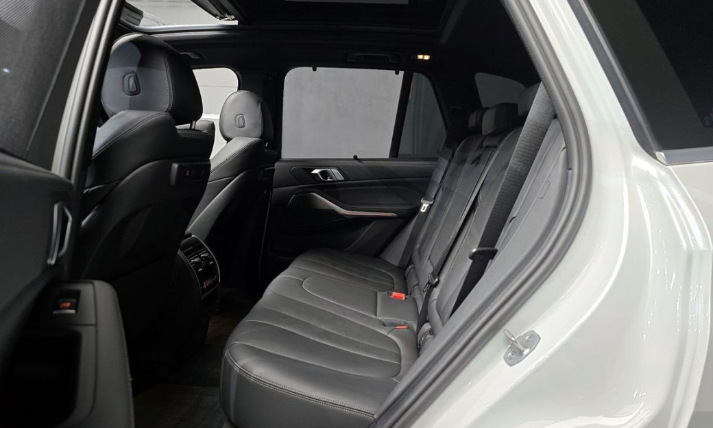 BMW X5 xDrive 30d M Sport, 2022