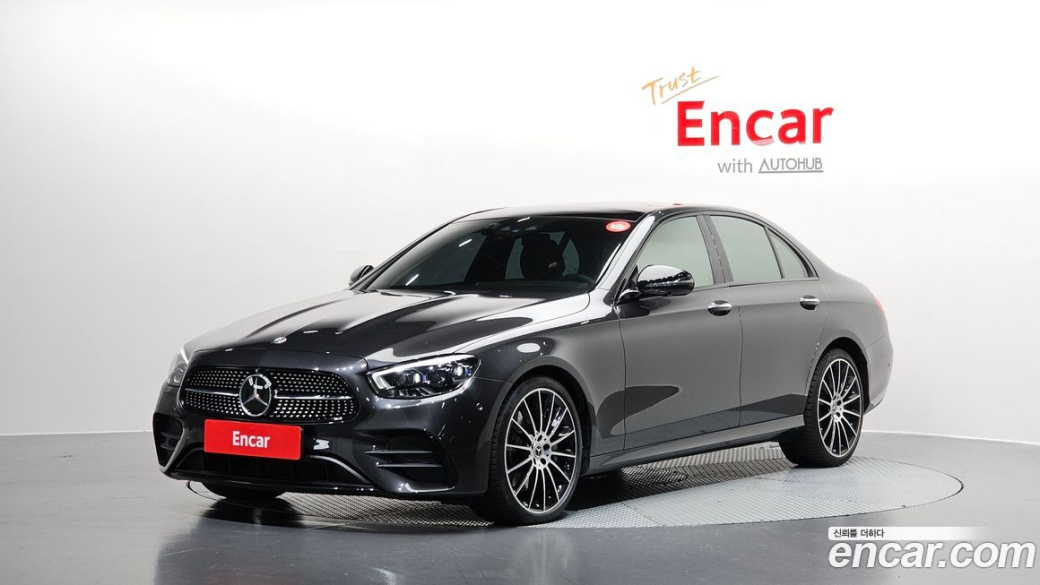 Mercedes-Benz E-Class E350 4MATIC AMG Line, 2023