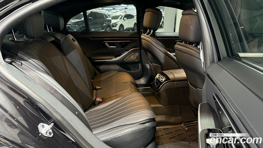 Mercedes-Benz S-Class S350 d, 2023