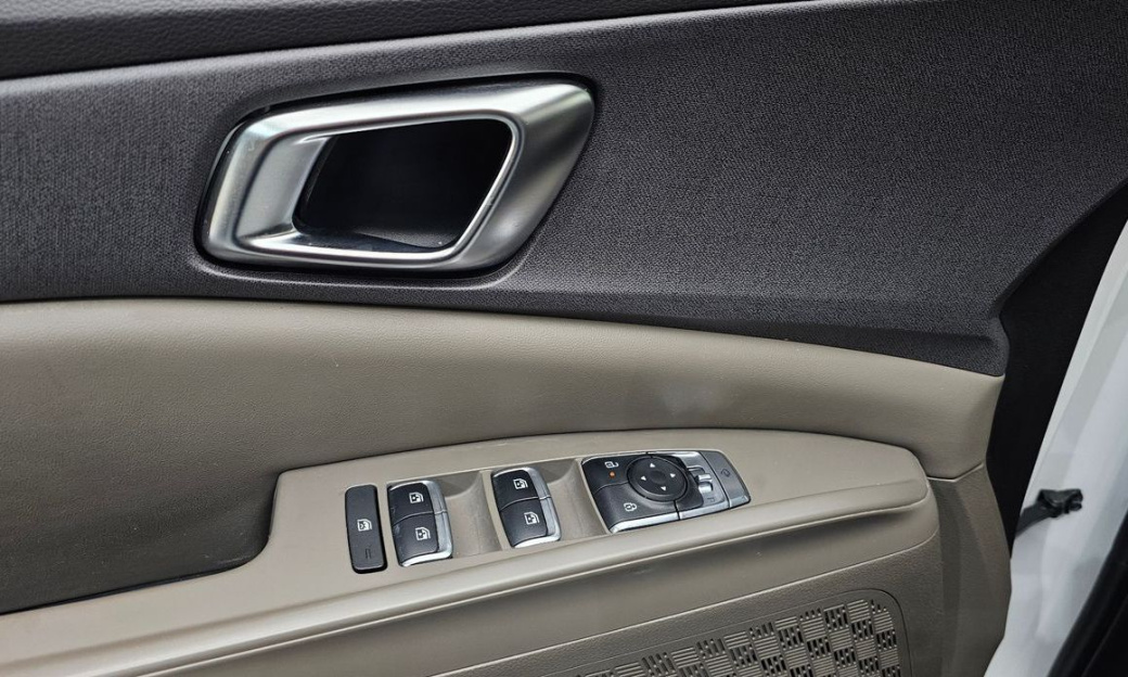 Kia Carnival 9-Seater Noblesse, 2025