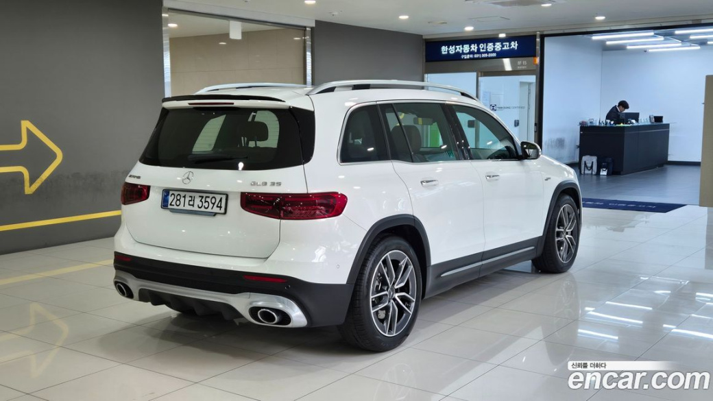 Mercedes-Benz GLB-Class AMG GLB35 4MATIC, 2025