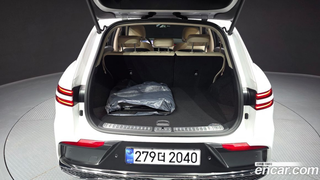 Genesis GV70 2.5T Gasoline AWD, 2025