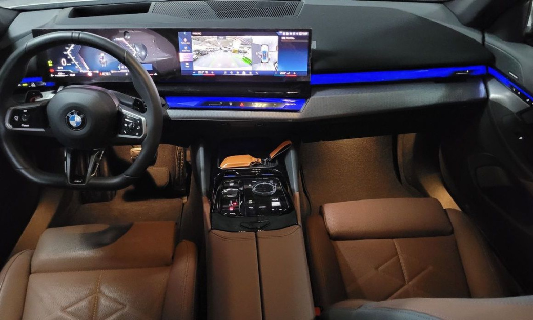 BMW 5-Series 530i xDrive M Sport, 2025