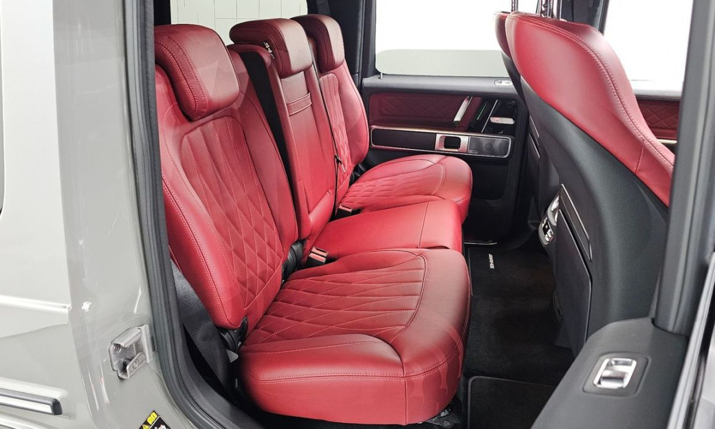 Mercedes-Benz G-Class G450d Manufaktur, 2025