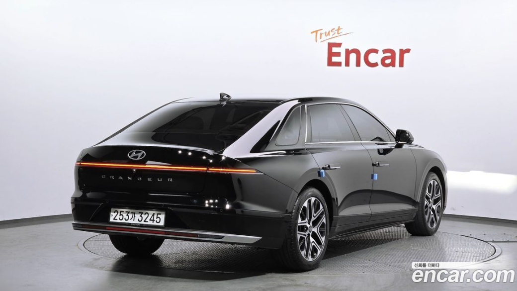 Hyundai Grandeur 2,5 Gasoline 2WD, 2023
