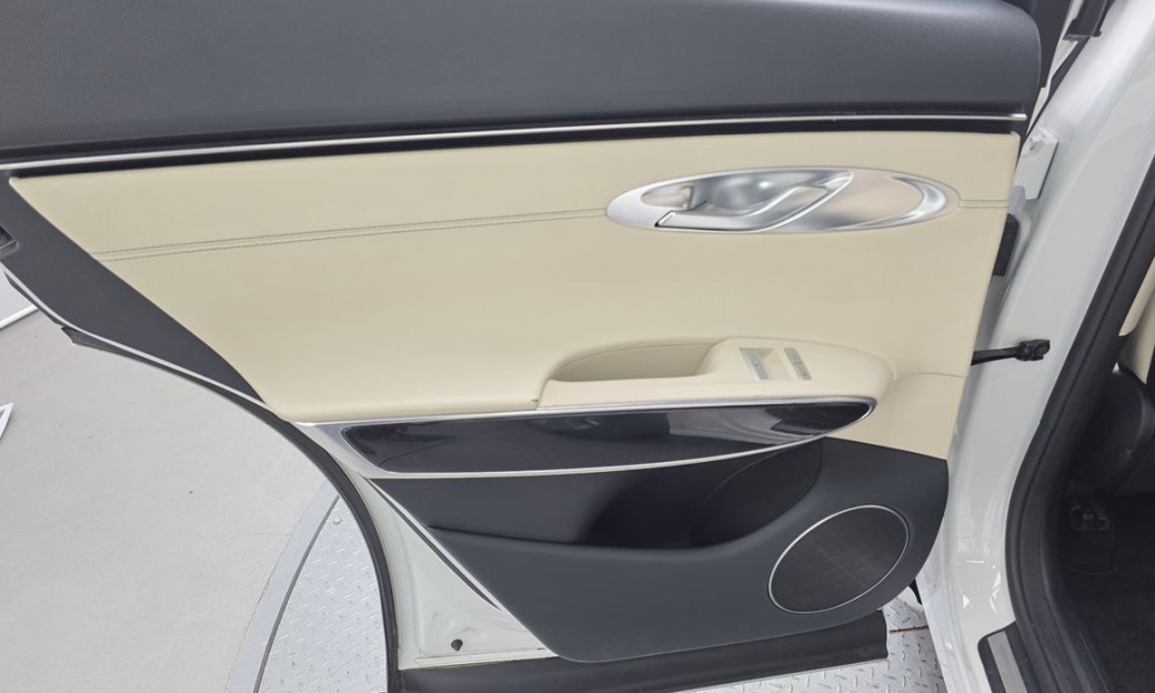 Genesis GV70 2.5T Gasoline 2WD, 2022