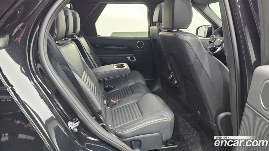 Land Rover Discovery D250 S, 2025