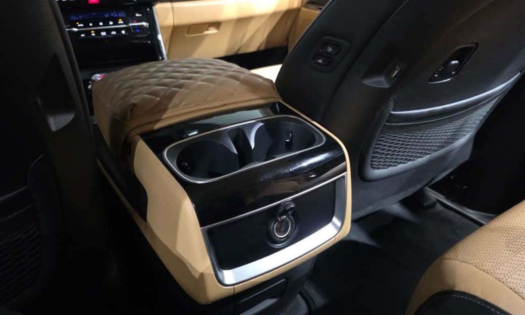 Kia Carnival 7-Seater Noblesse, 2023
