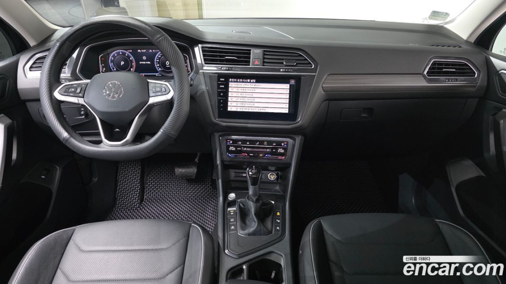 Volkswagen Tiguan 2.0 TSI Prestige, 2024