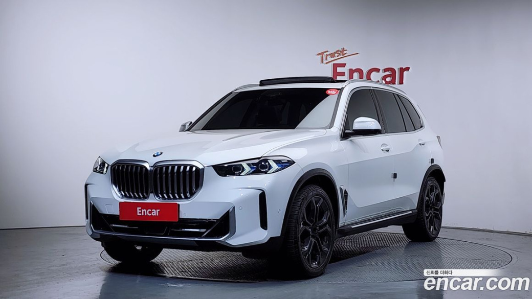 BMW X5 xDrive 40i xLine, 2024