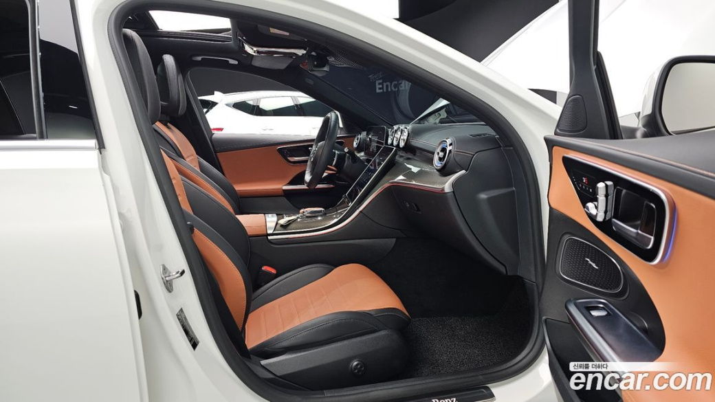 Mercedes-Benz C-Class C300 4MATIC AMG Line, 2023