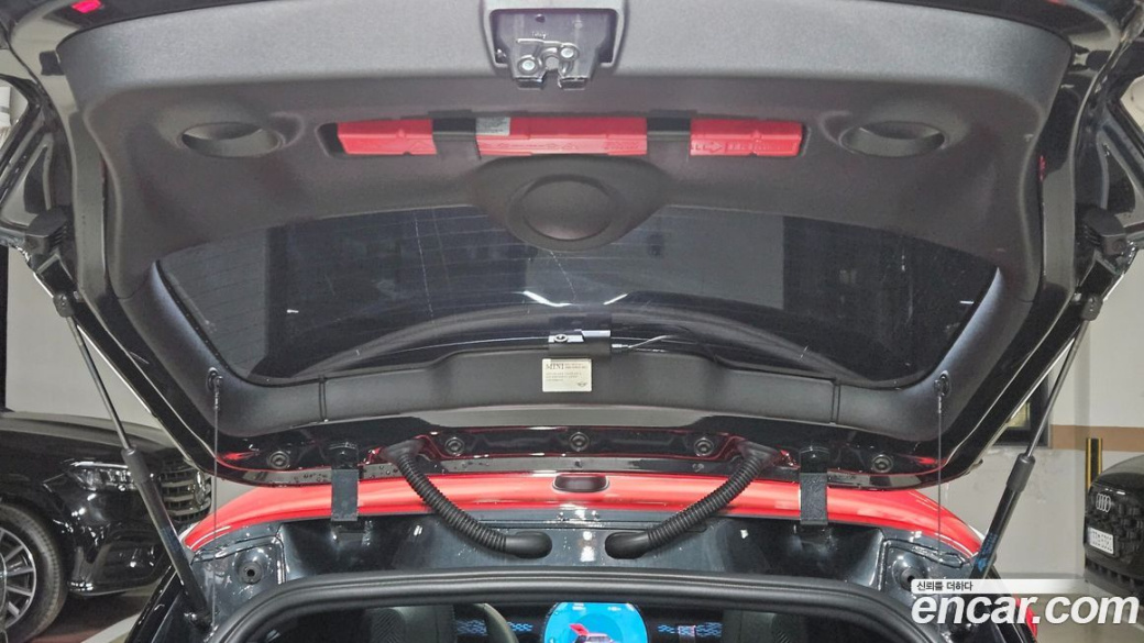 Mini Cooper JCW, 2025