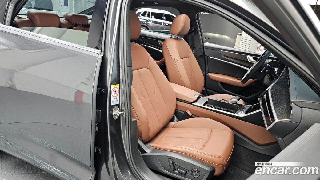 Audi A6 45 TFSI Premium, 2023