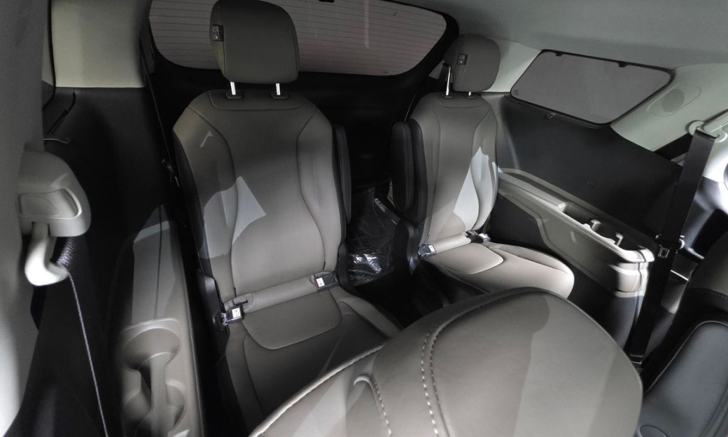 Kia Carnival 9-Seater Noblesse, 2025