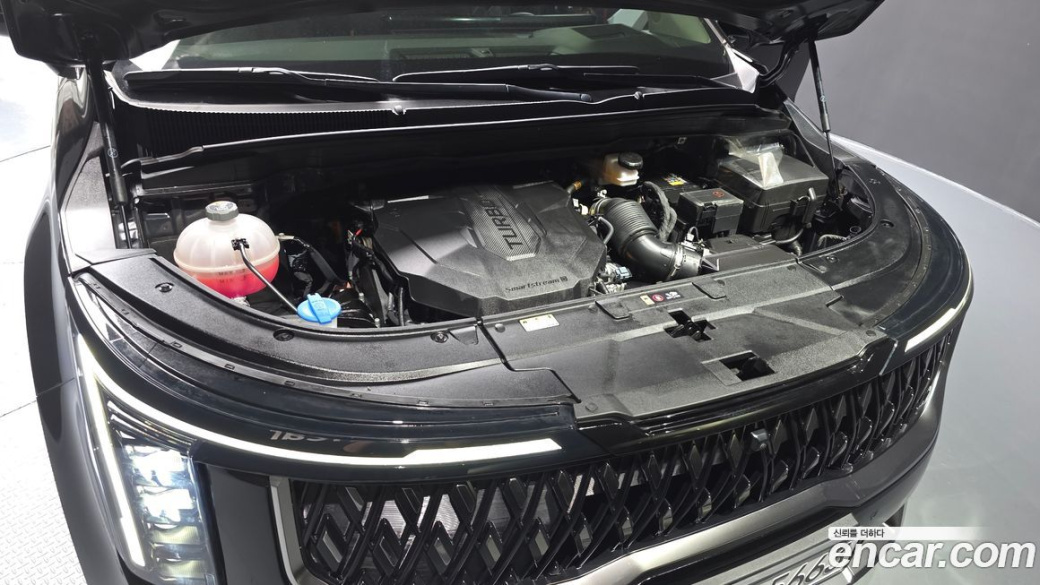 Kia Carnival 9-Seater Noblesse, 2025