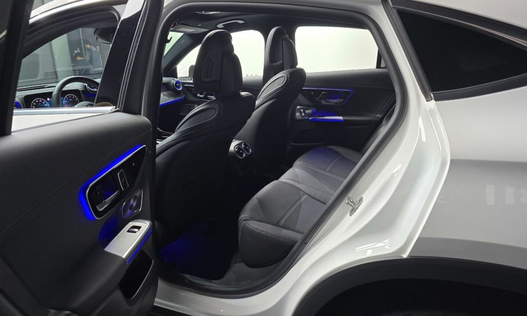 Mercedes-Benz GLC-Class GLC300 4MATIC Avnatgarde Coupe, 2025