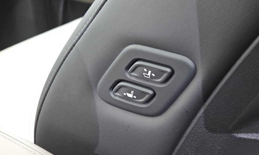 Kia Carnival 9-Seater Noblesse, 2025