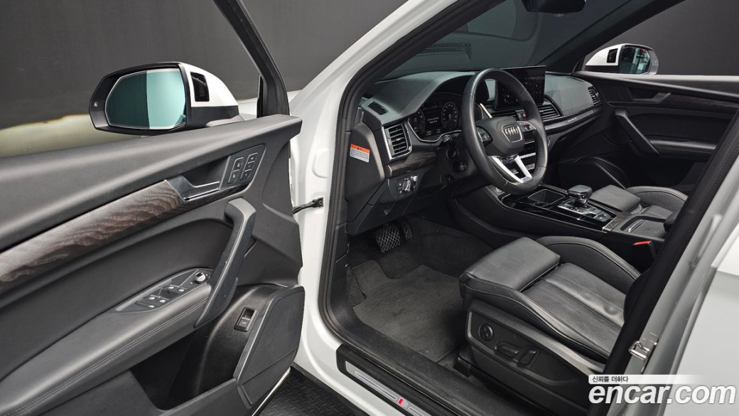 Audi Q5 45 TFSI Quattro Premium, 2023