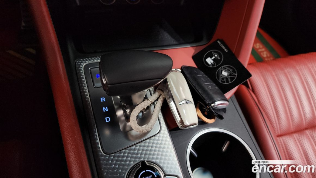 Genesis G70 Gasoline 2.0T 4WD, 2023
