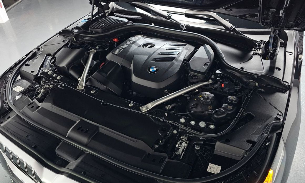 BMW 5-Series 520i M Sport, 2024