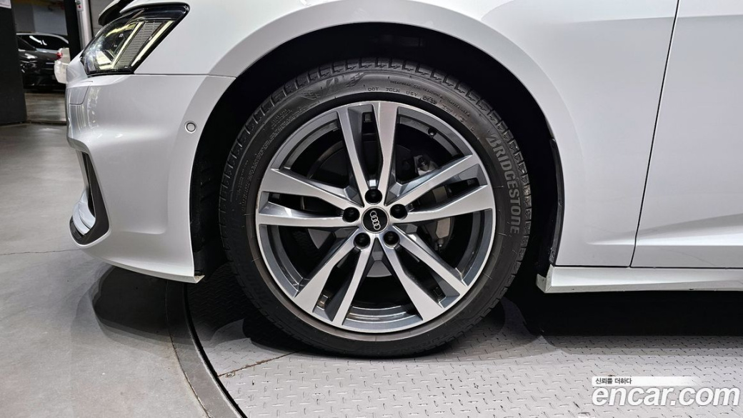 Audi A6 45 TFSI Quattro Premium, 2022