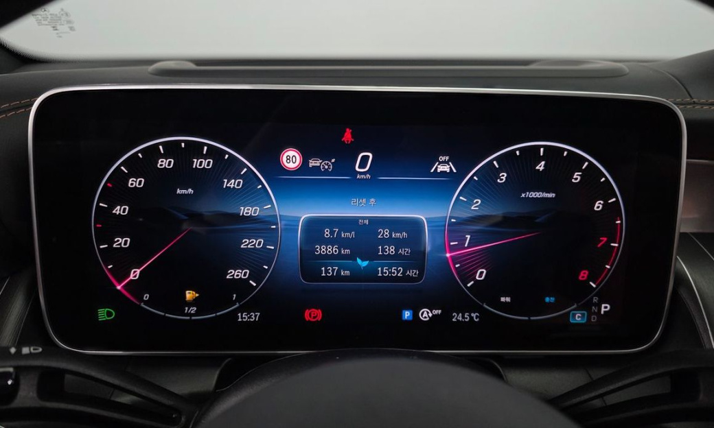 Mercedes-Benz GLC-Class GLC300 4MATIC Coupe, 2025