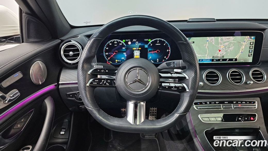 Mercedes-Benz E-Class E220d 4MATIC AMG Line, 2022