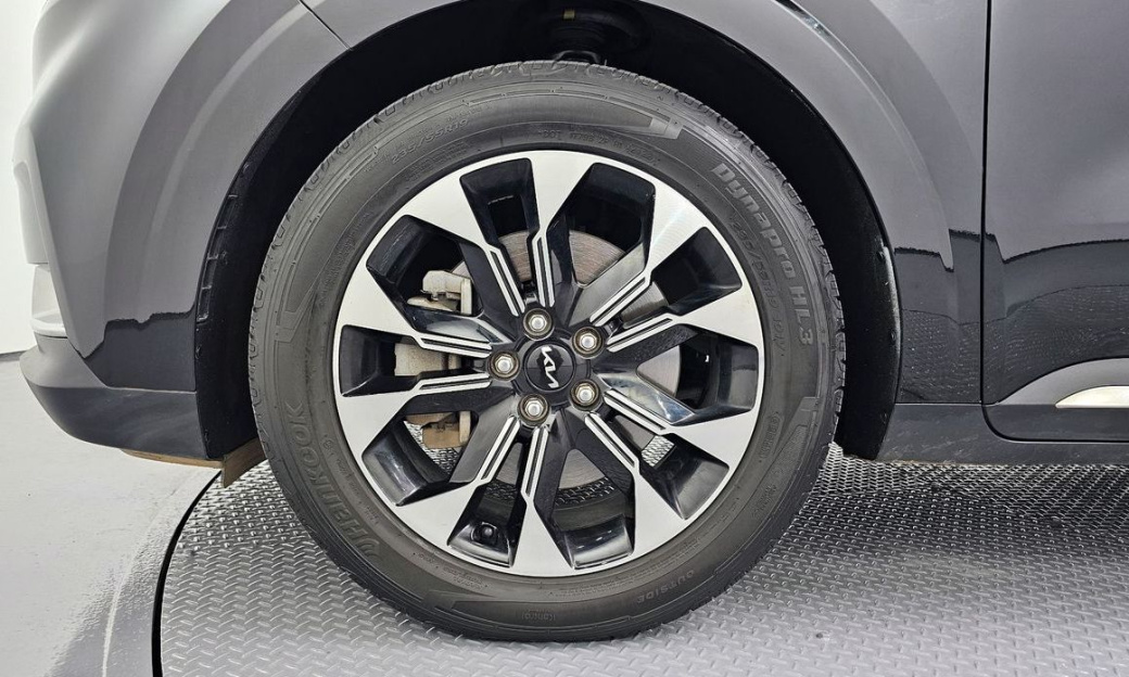Kia Carnival 9-Seater Noblesse, 2023