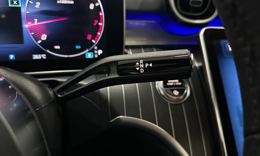 Mercedes-Benz C-Class C300 4MATIC Avantgarde, 2024