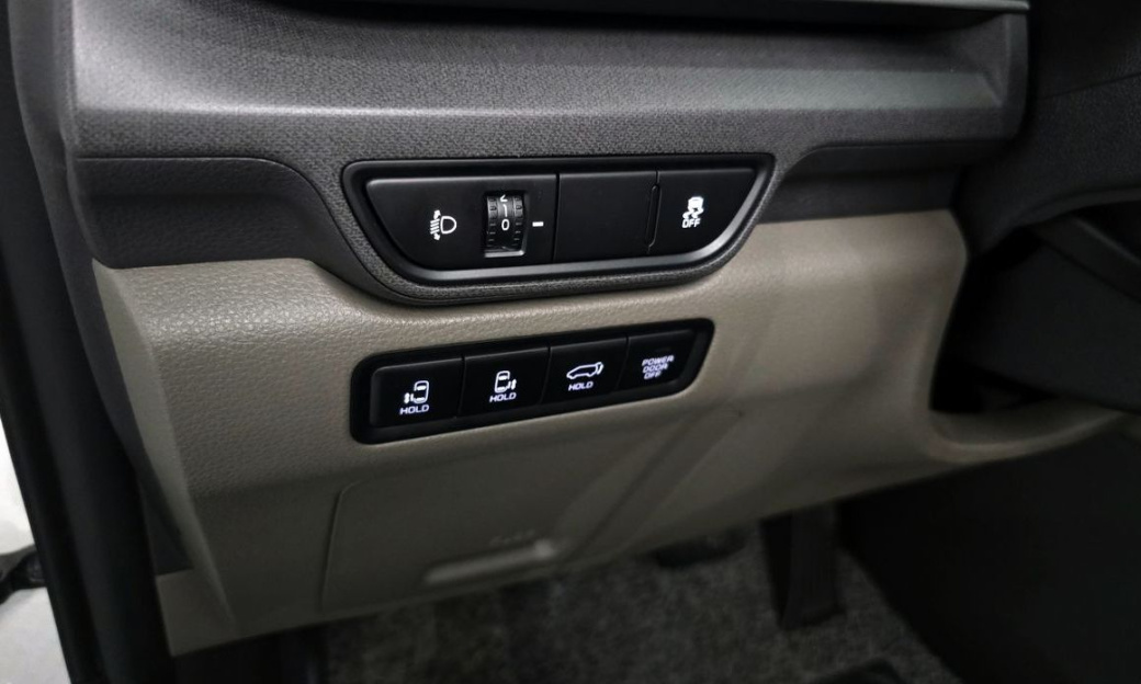 Kia Carnival 9-Seater Noblesse, 2025