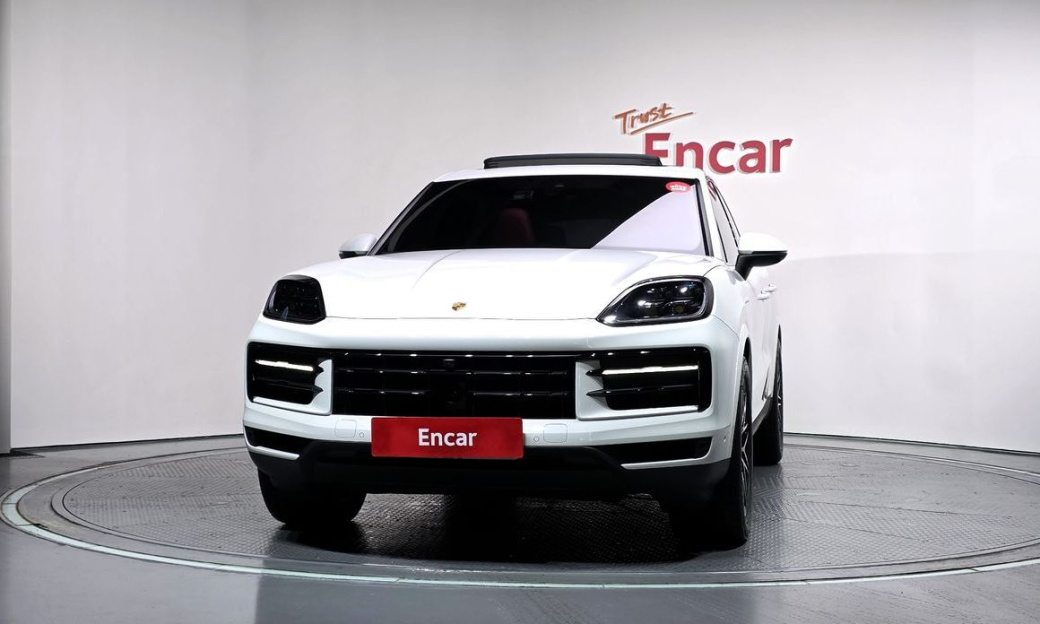 Porsche Cayenne 3.0, 2024