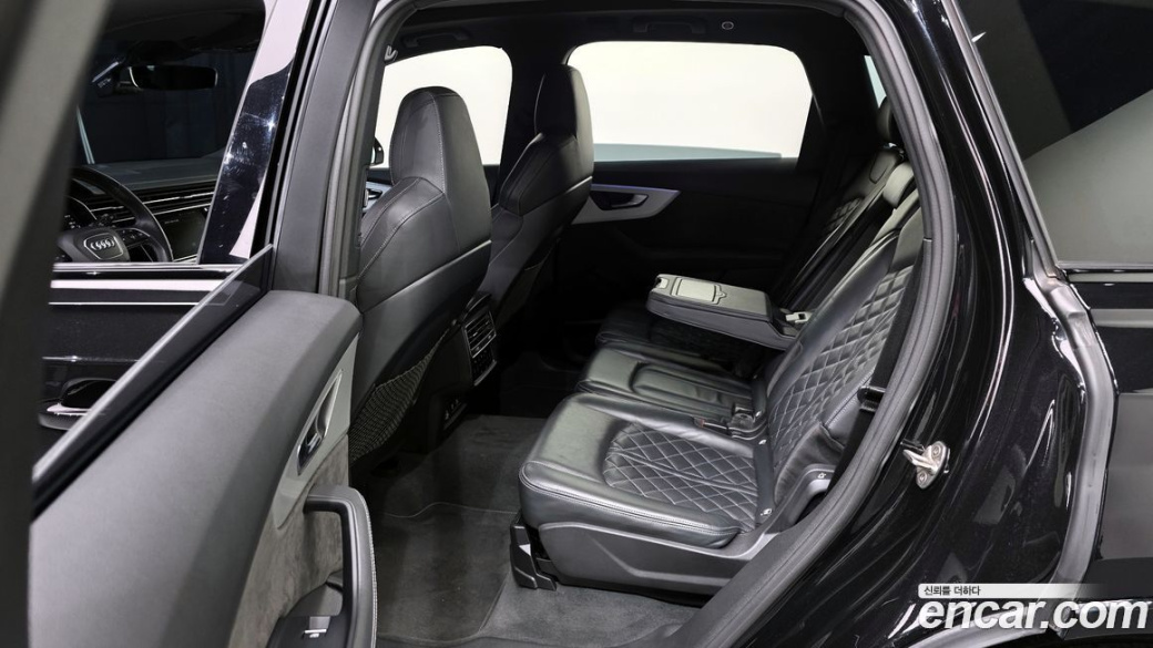 Audi Q7 55 TFSI Quattro Premium, 2022