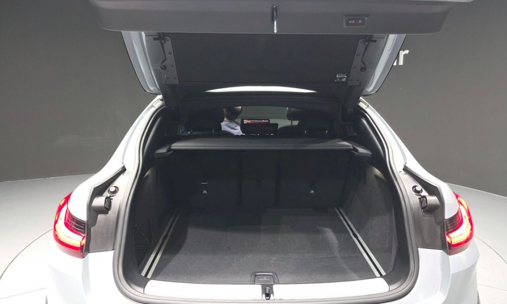 BMW X4 xDrive20i M Sport, 2023