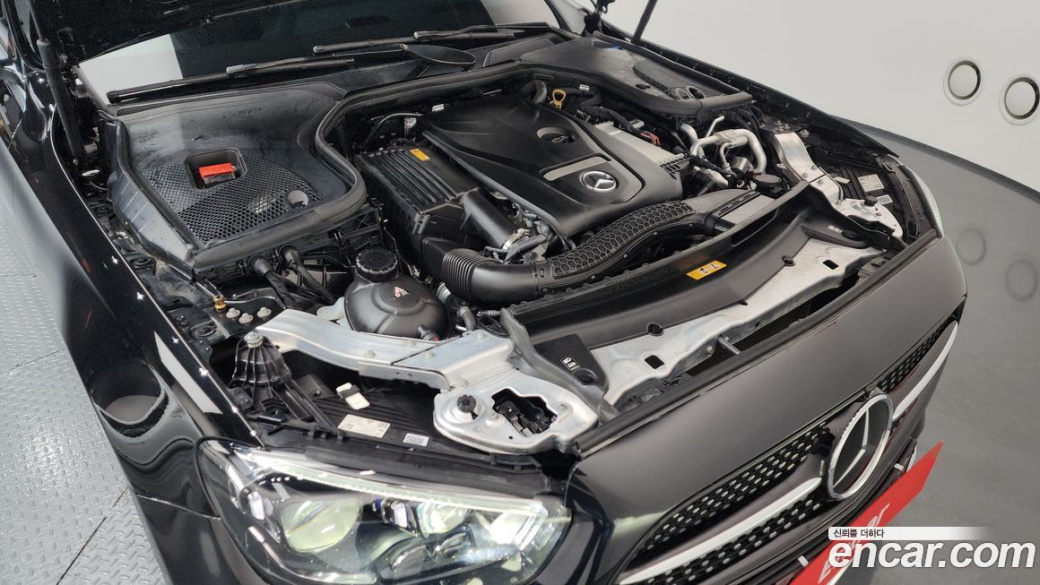 Mercedes-Benz E-Class E250 AMG Line, 2023