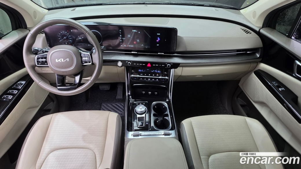 Kia Carnival 9-Seater Noblesse, 2023