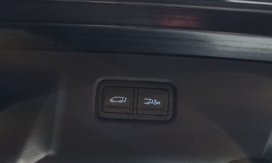 Hyundai Staria 4WD Lounge 7-Seater, 2025