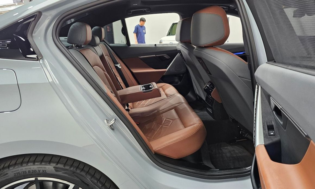 BMW 5-Series 530i xDrive M Sport, 2024
