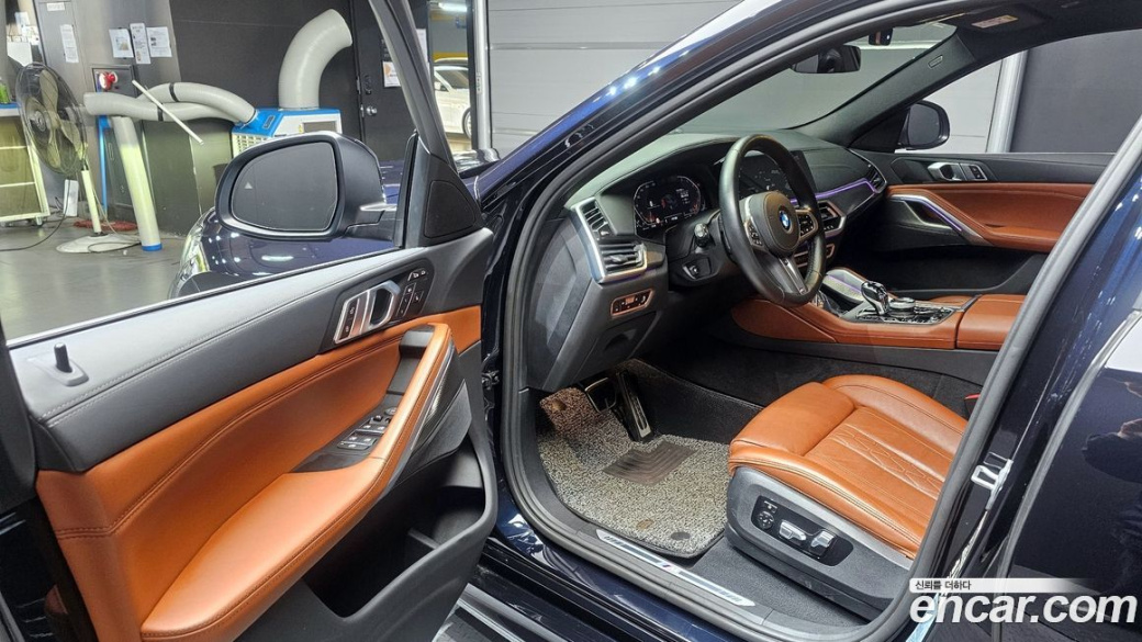 BMW X6 xDrive40i M Sport, 2022