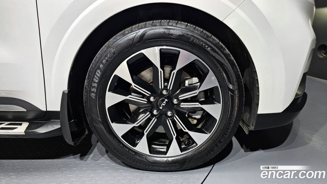 Kia Carnival 9-Seater Noblesse, 2022