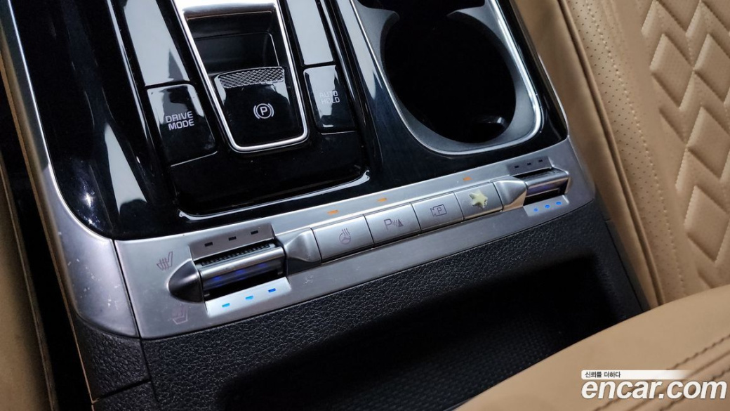 Kia Carnival 9-Seater Noblesse, 2023