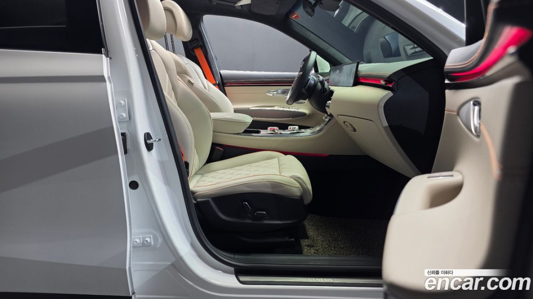 Genesis GV70 2.5T Gasoline 2WD, 2025