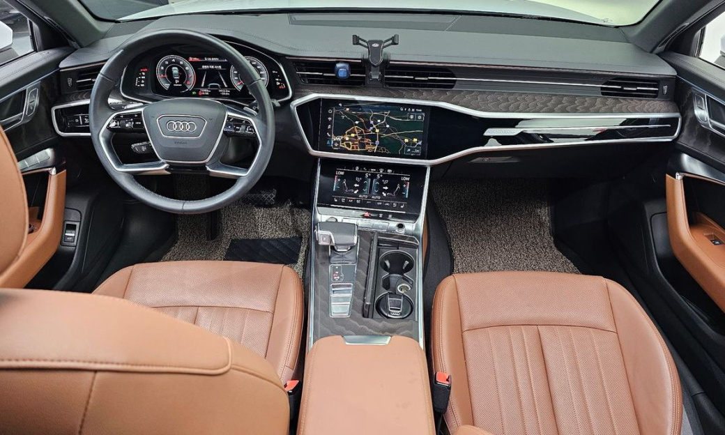 Audi A6 45 TFSI Quattro Premium, 2023
