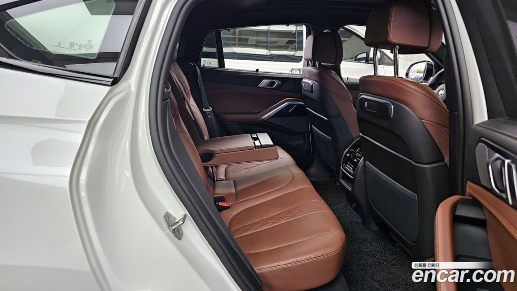 BMW X6 xDrive40i M Sport, 2025