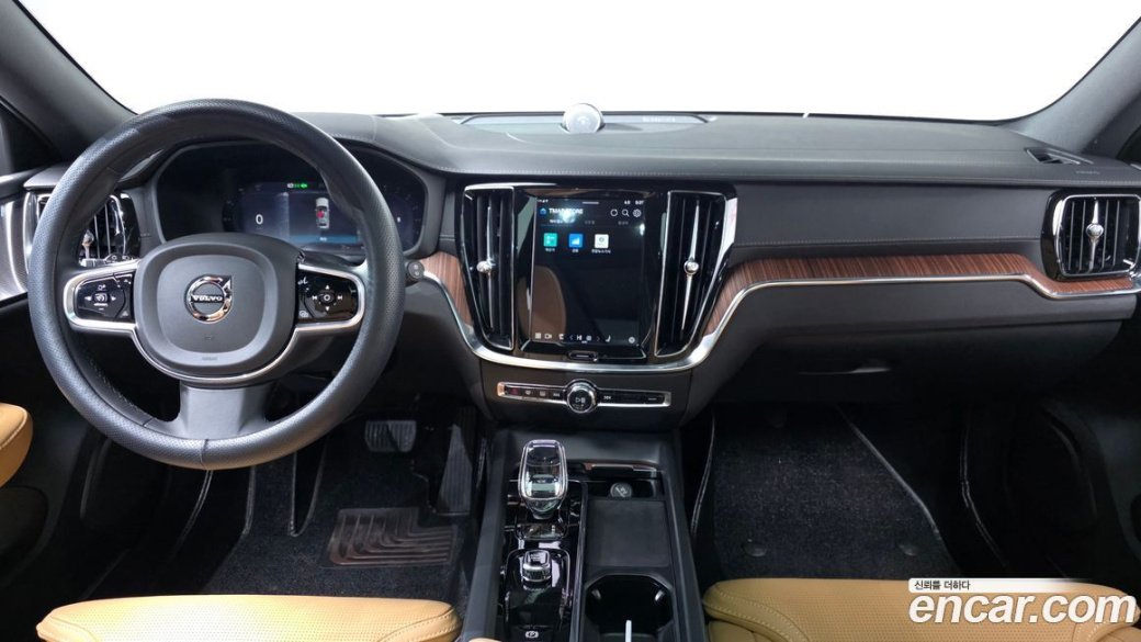 Volvo V60 B5 Ultimate AWD, 2023